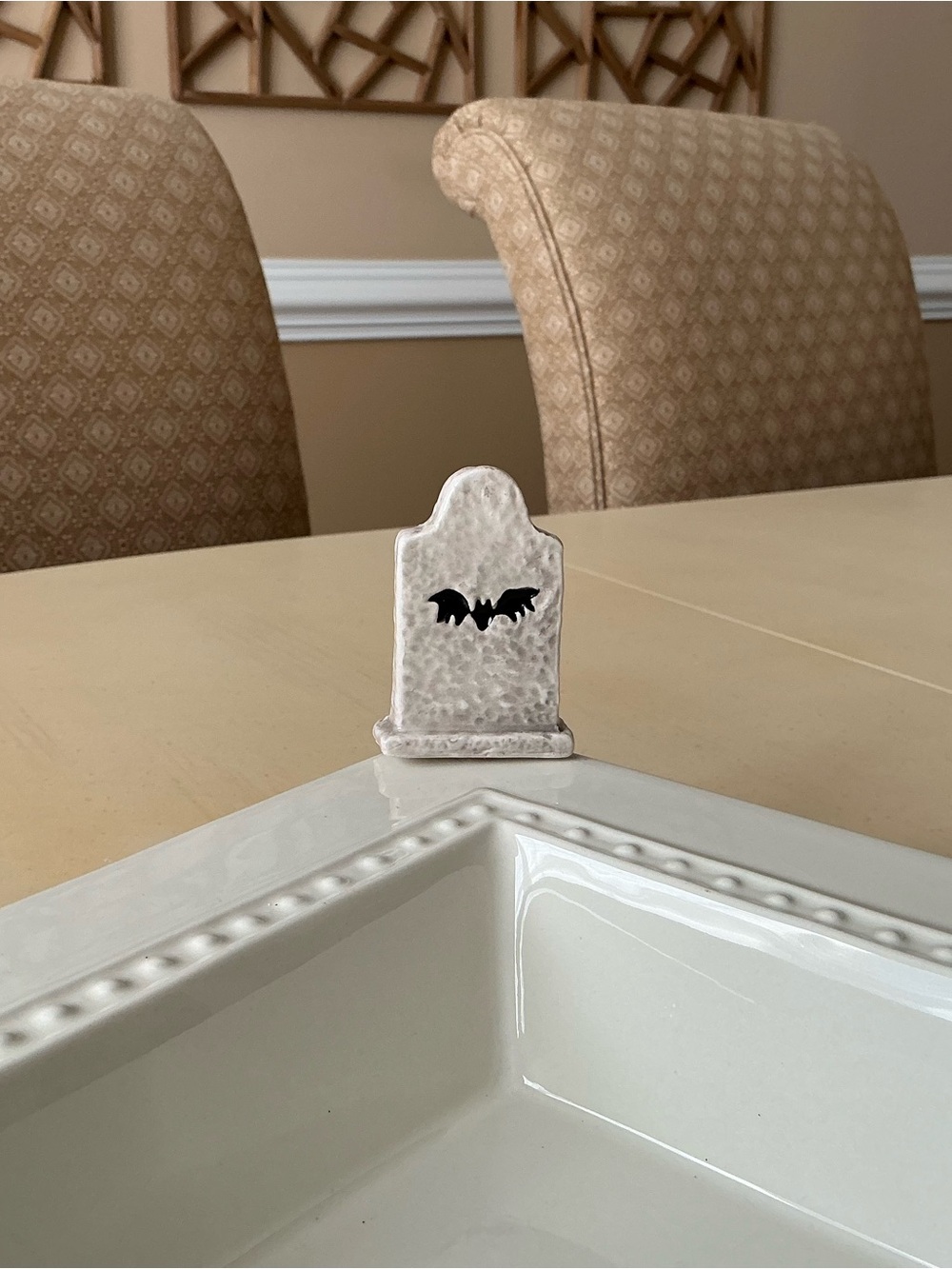 Halloween Bat Tombstone Platter Decoration 🪦